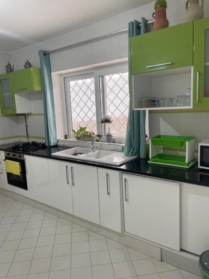 אריאנה Etage De Villa Avec Jardin, Pres De L'Aireport Et Parking Prive מראה חיצוני תמונה