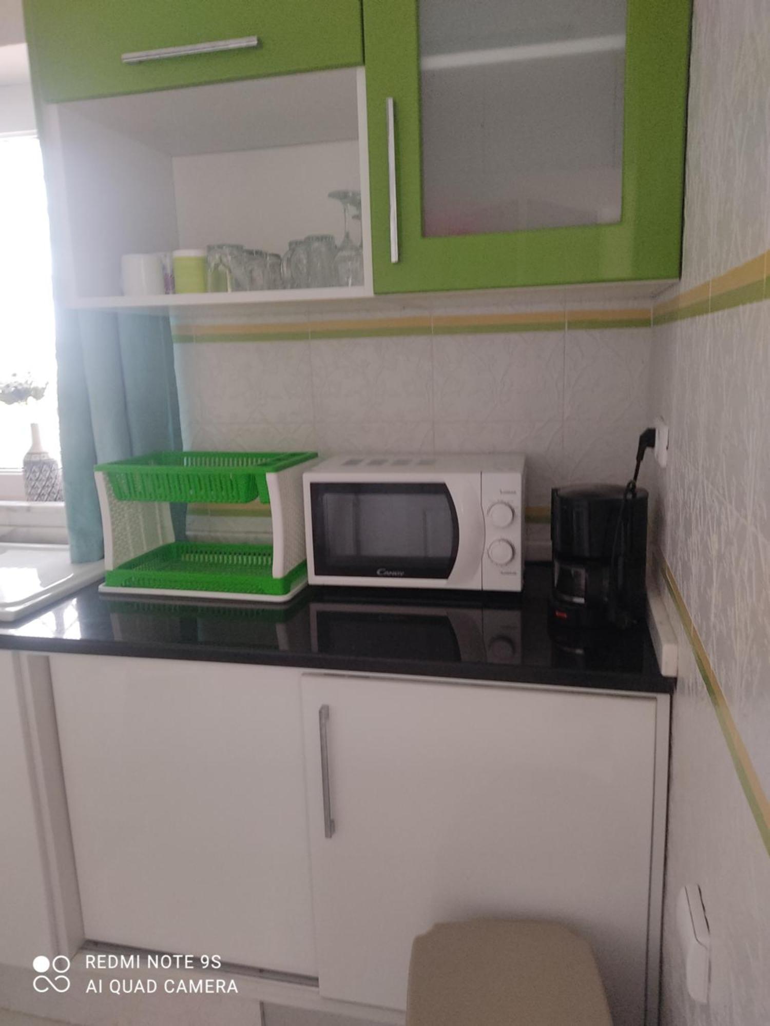 אריאנה Etage De Villa Avec Jardin, Pres De L'Aireport Et Parking Prive מראה חיצוני תמונה