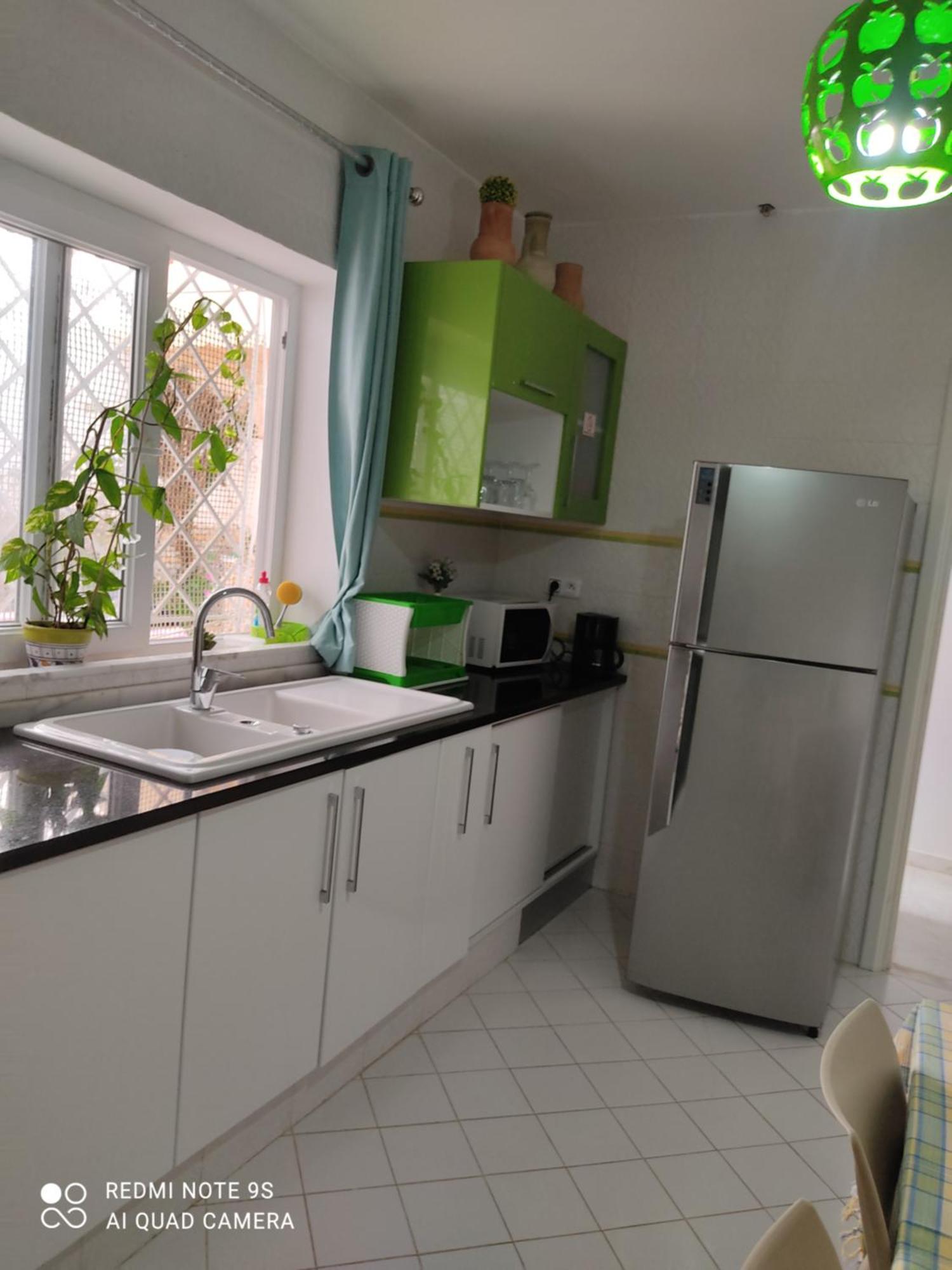 אריאנה Etage De Villa Avec Jardin, Pres De L'Aireport Et Parking Prive מראה חיצוני תמונה