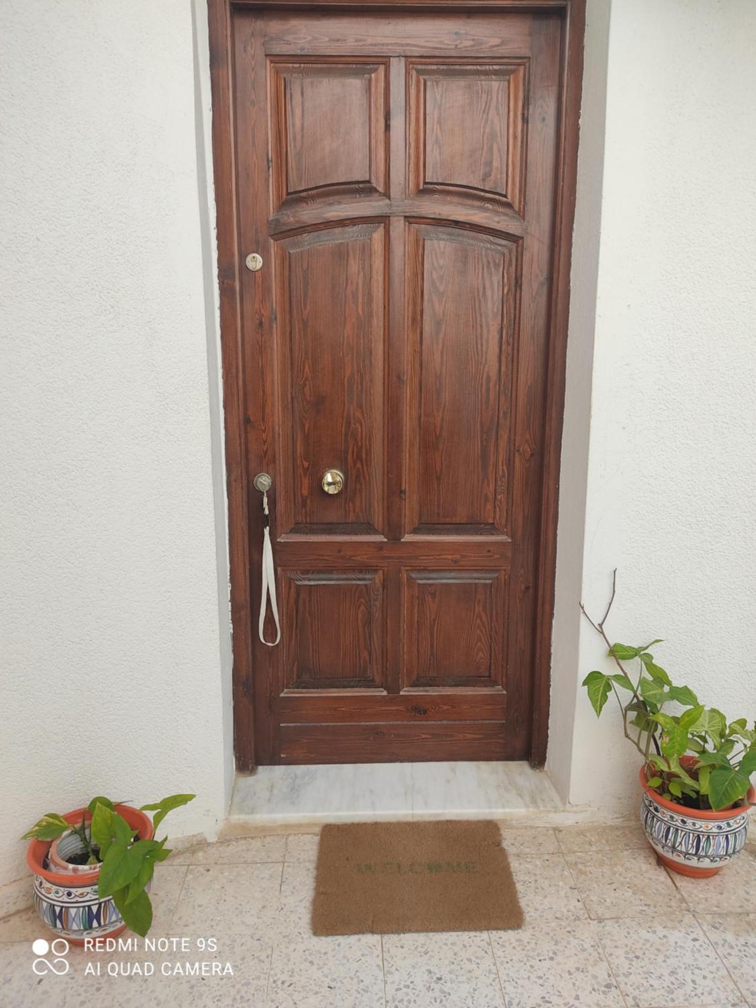 אריאנה Etage De Villa Avec Jardin, Pres De L'Aireport Et Parking Prive מראה חיצוני תמונה