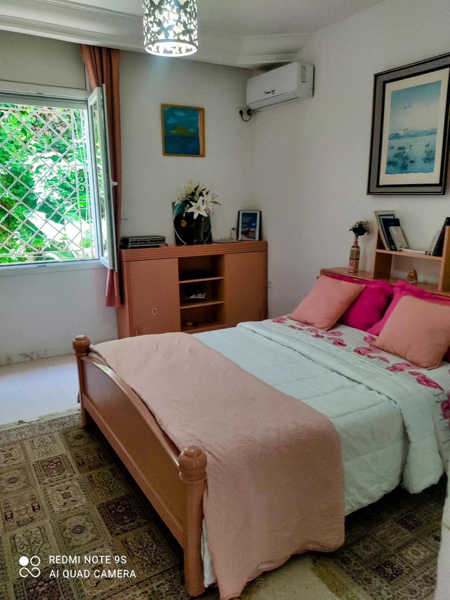 אריאנה Etage De Villa Avec Jardin, Pres De L'Aireport Et Parking Prive מראה חיצוני תמונה